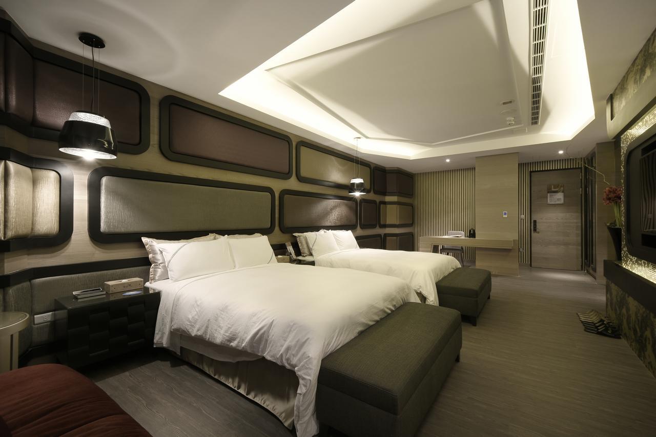 U-Her Hotel Taichung Exterior foto